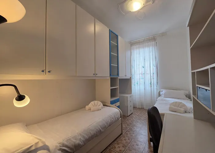 Poesia - By Ligooria Apartment